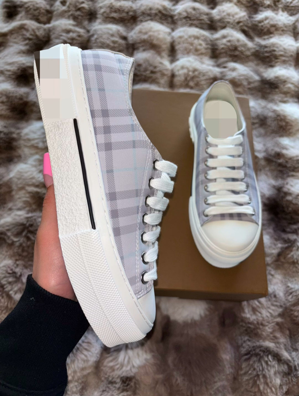 B Light Grey Plaid/ White Sole