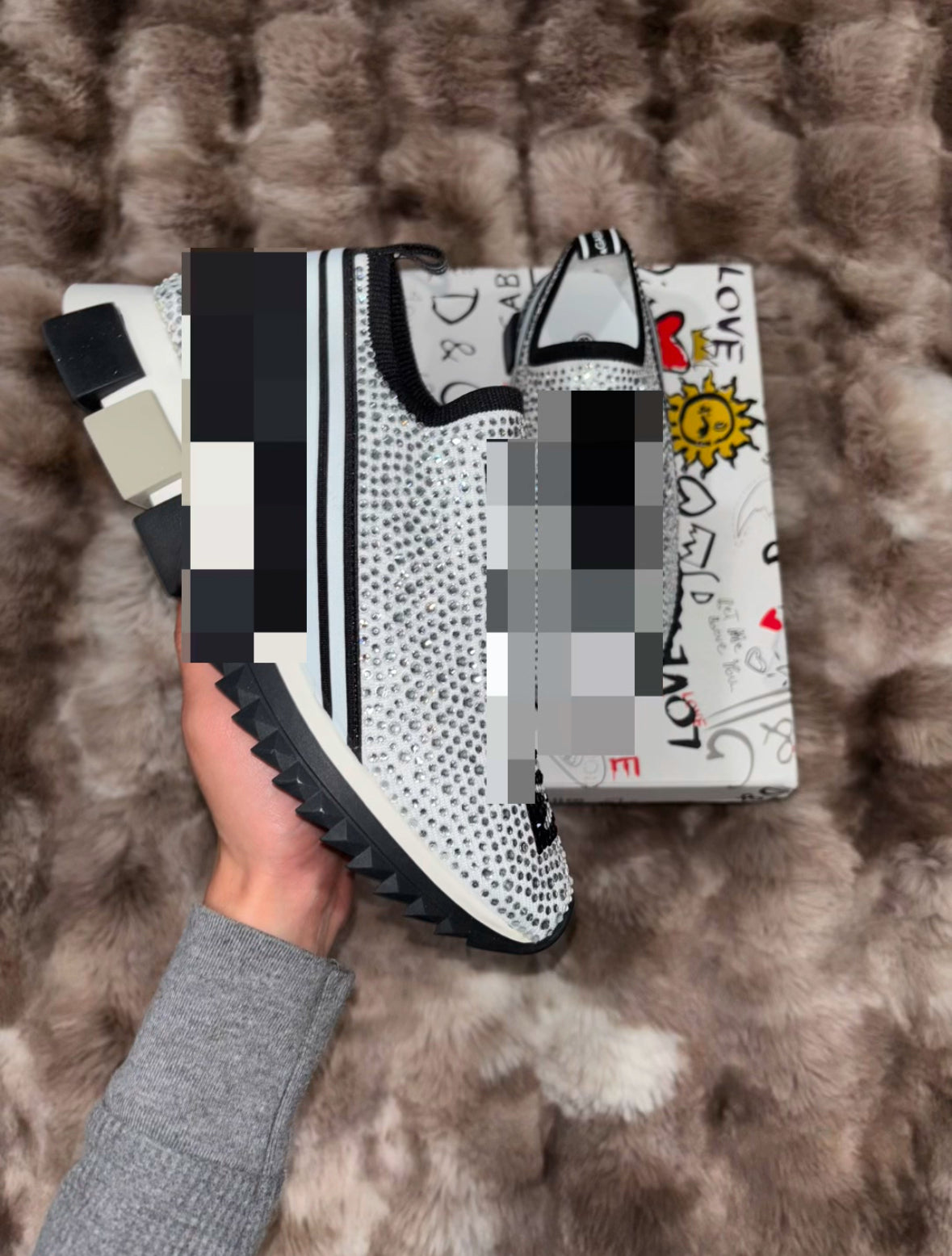 SDG Rhinestone/ WHT w BLK