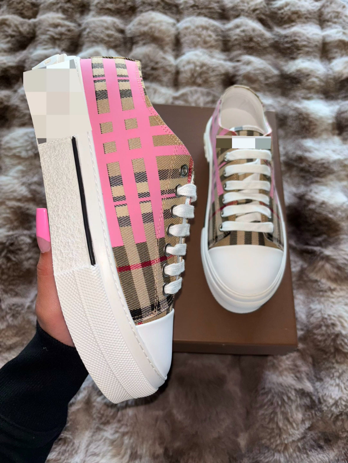 B Light Brown Pink Plaid/ White Sole