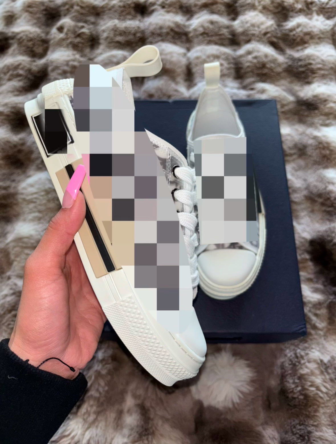 Adore Graphic Low Tops WHT/BLK